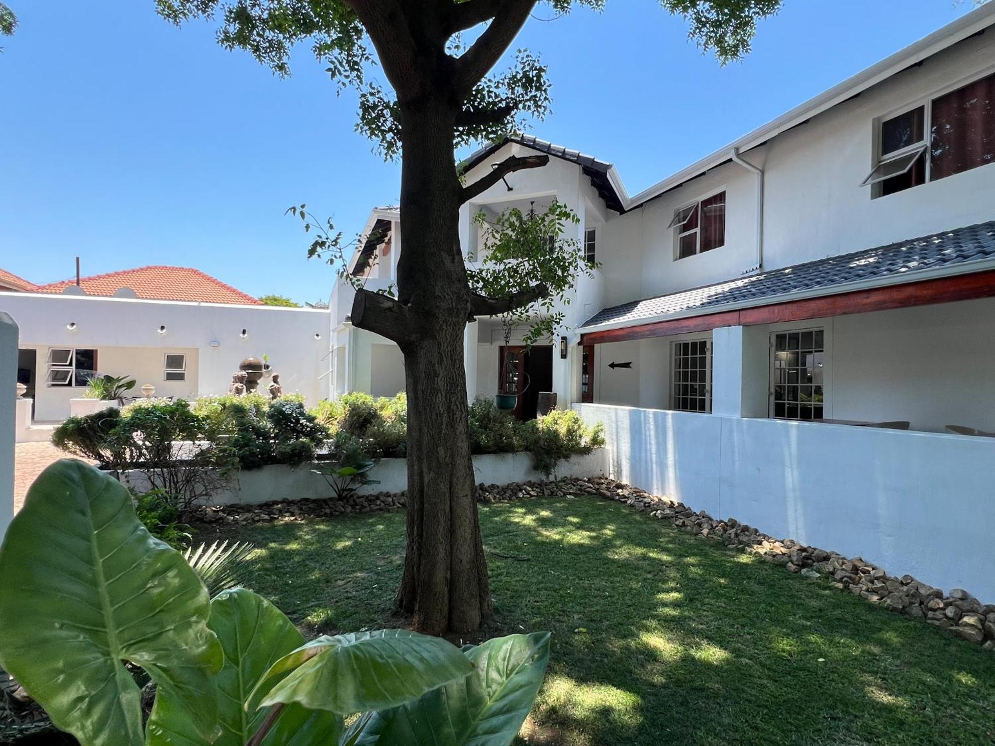 Amoris Guesthouse - In Brooklyn Pretoria-Noord 外观 照片